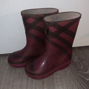 Burberry rain boots 26/27 8.5